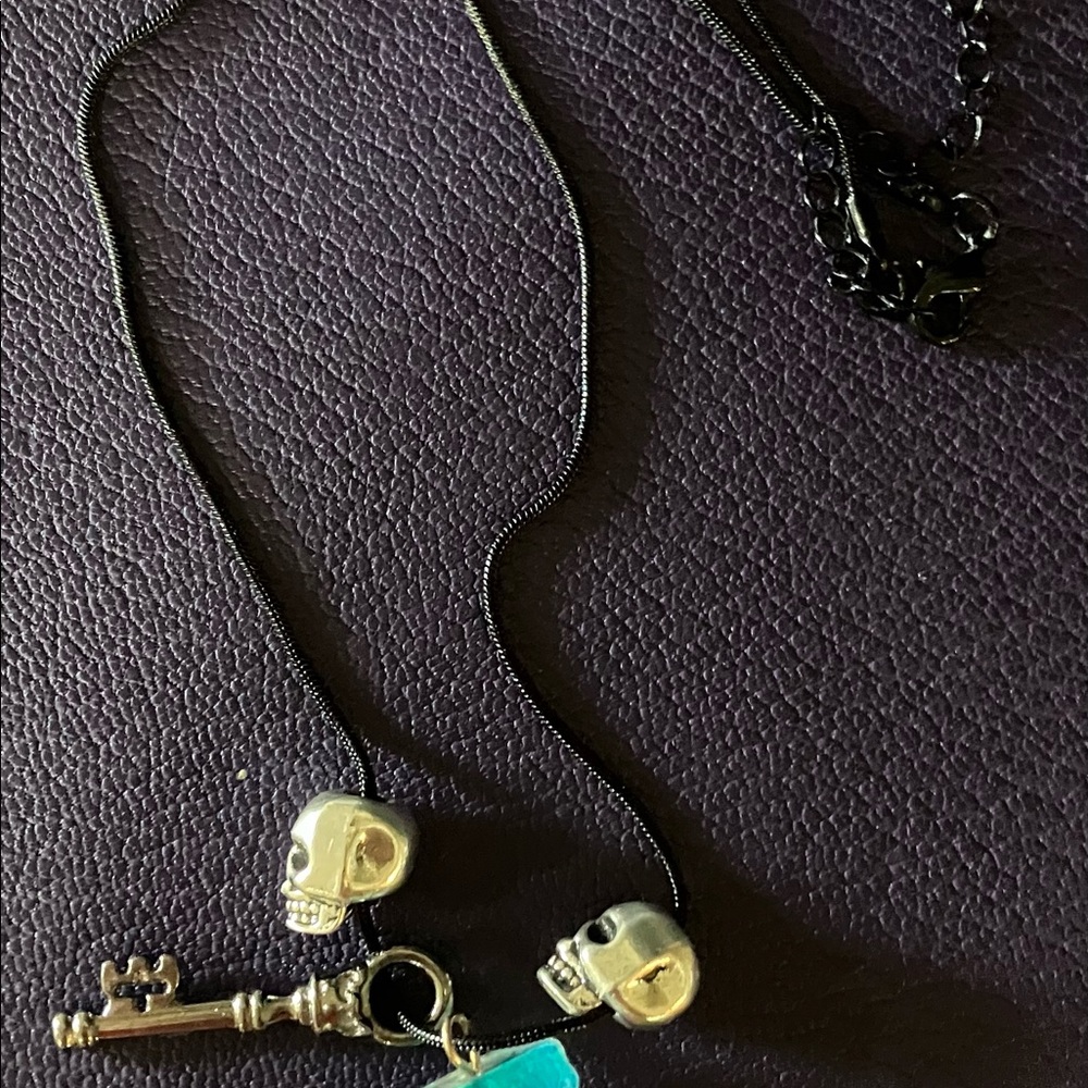 Necklace - Picture 3 of 3
